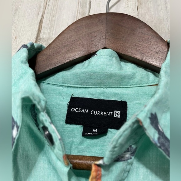 Ocean Current Men's Size M Toucan Print Shirt Tropical Green 100% Cotton - Picture 4 of 8